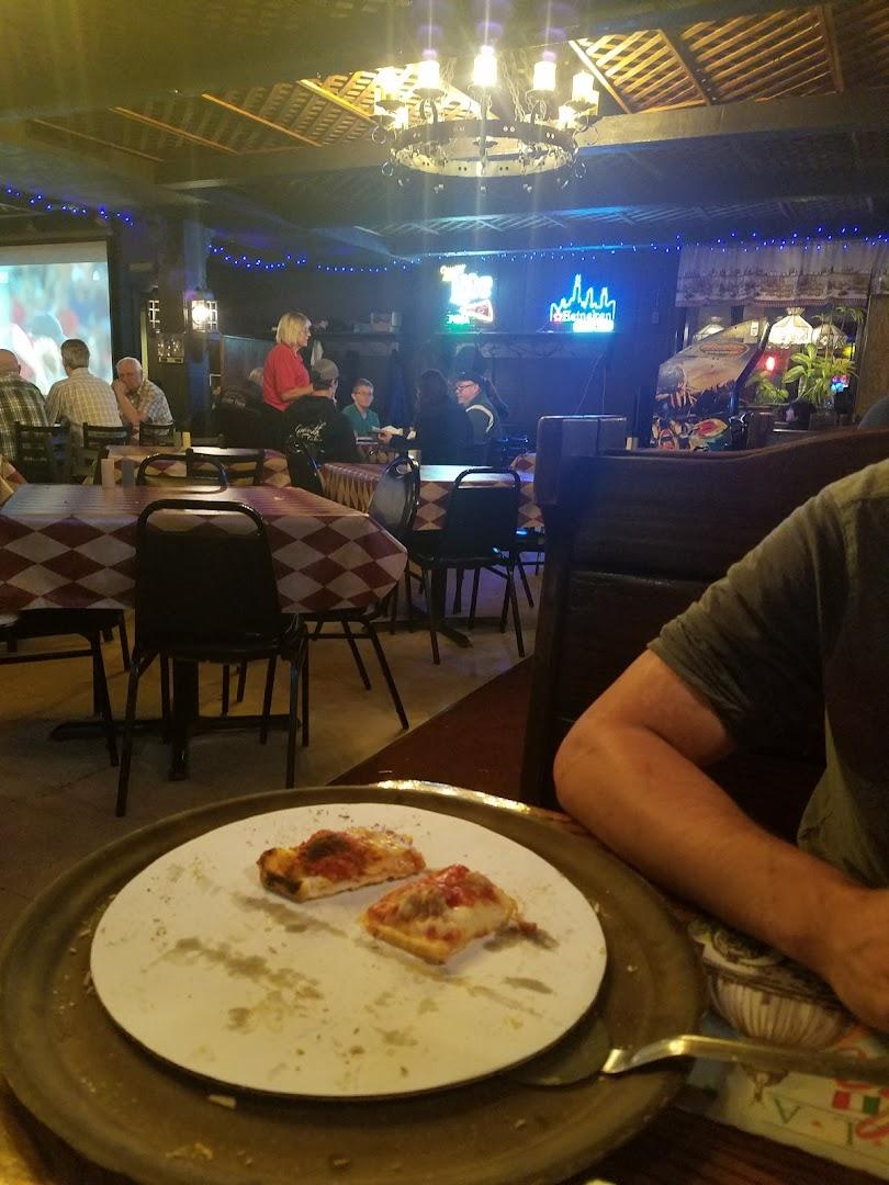Nino's Pizza